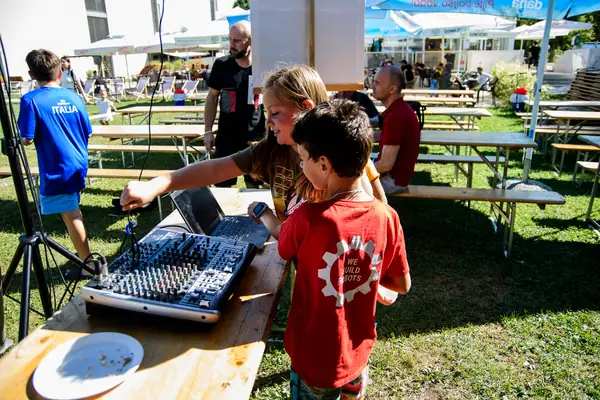 Festival Povezujemo Štepanjsko 2024